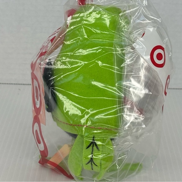 Target Hyde & Eek NEW Feathery Friends X-RAY Halloween Zombie Bird Figurine 2024 - Picture 4 of 7